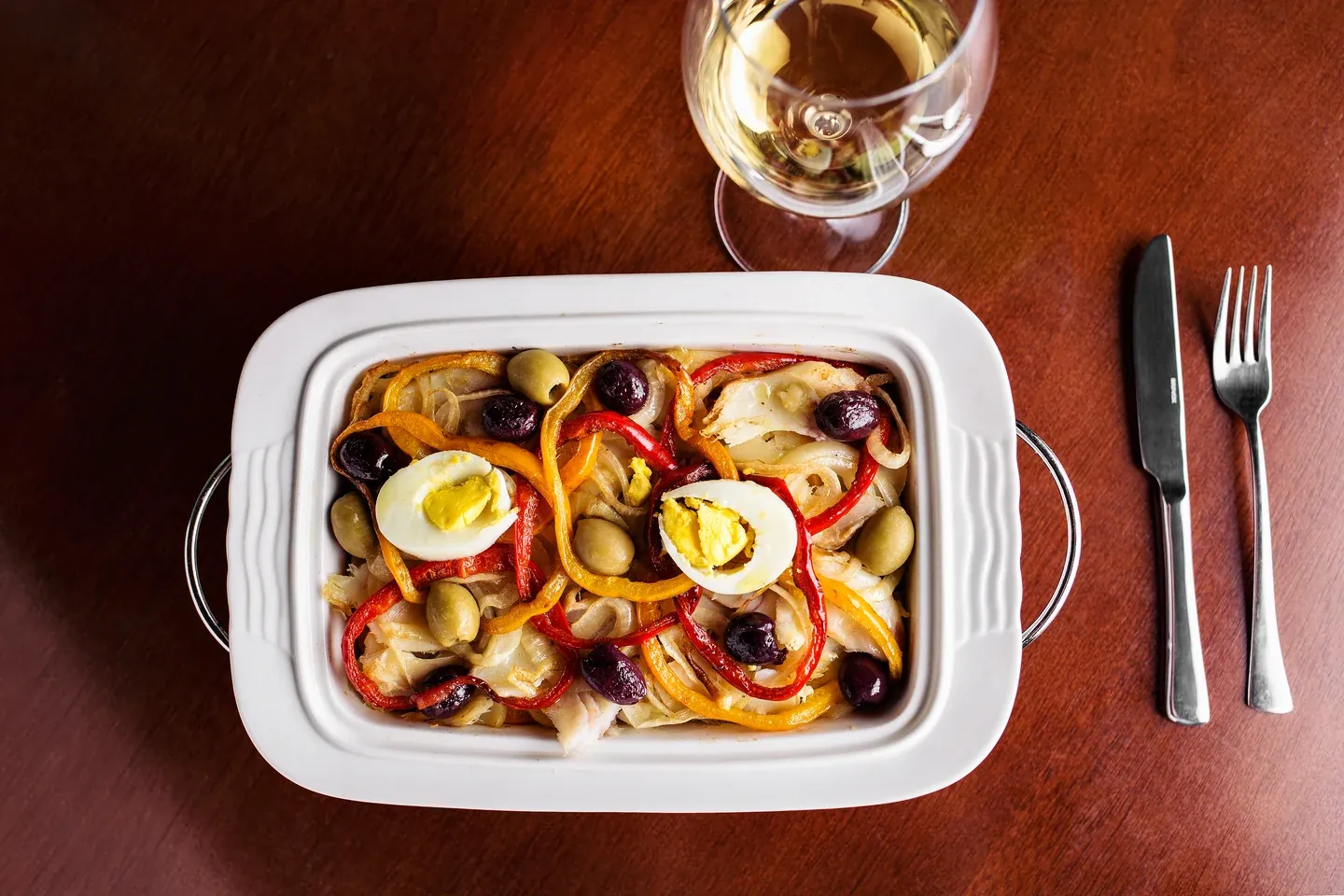 Bacalhau Gomes de Sá servido pelo Divina Salsa